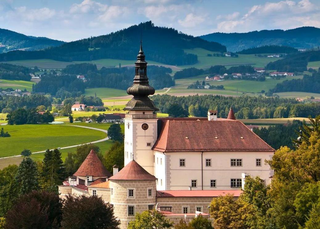 Schloss Weinberg Kefermarkt エクステリア 写真